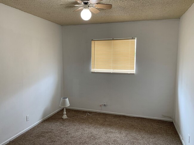 Photo - 918-920 Calhoun Pl Unit 920 Calhoun Pl (M)