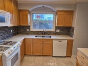 Photo - 263 E Glenarm St Townhome