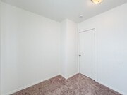 Photo - 1000 E Burnett St Apartments Unit 4