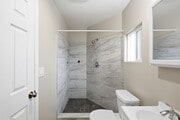 Photo - 554 Ritchey St