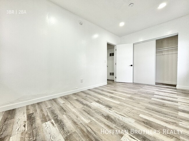 Photo - 1518 11th Pl Unit 1/2