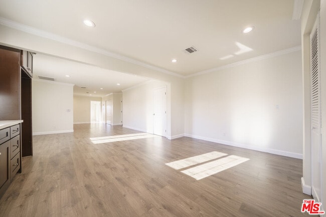 Photo - 136 N Rampart Blvd Unit 3