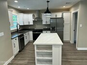 Photo - 17144 Baltar St