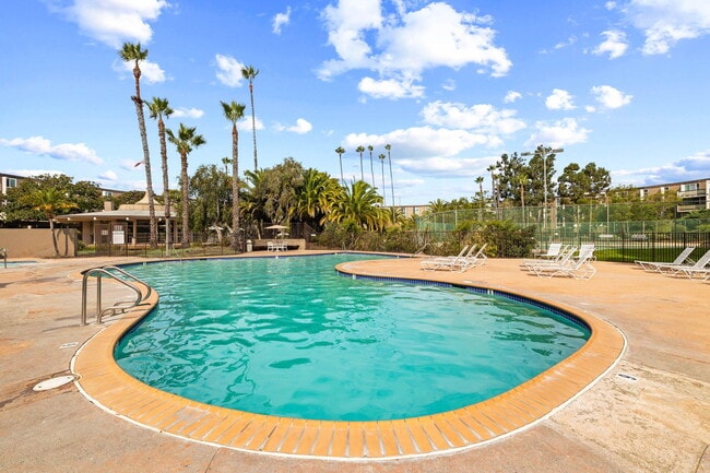 Building Photo - 3050 Rue D’Orleans Unit 436