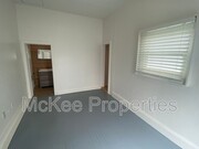 Photo - 142 24th St House