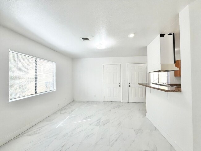 Photo - PS T 66369 Unit A