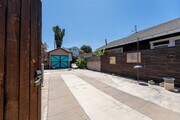 Photo - 31472 La Matanza St