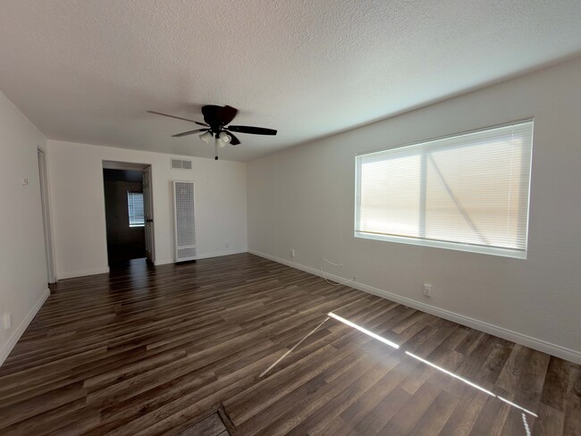 Photo - 2237 Prospect St