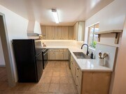 Photo - 728 Glenoaks Blvd