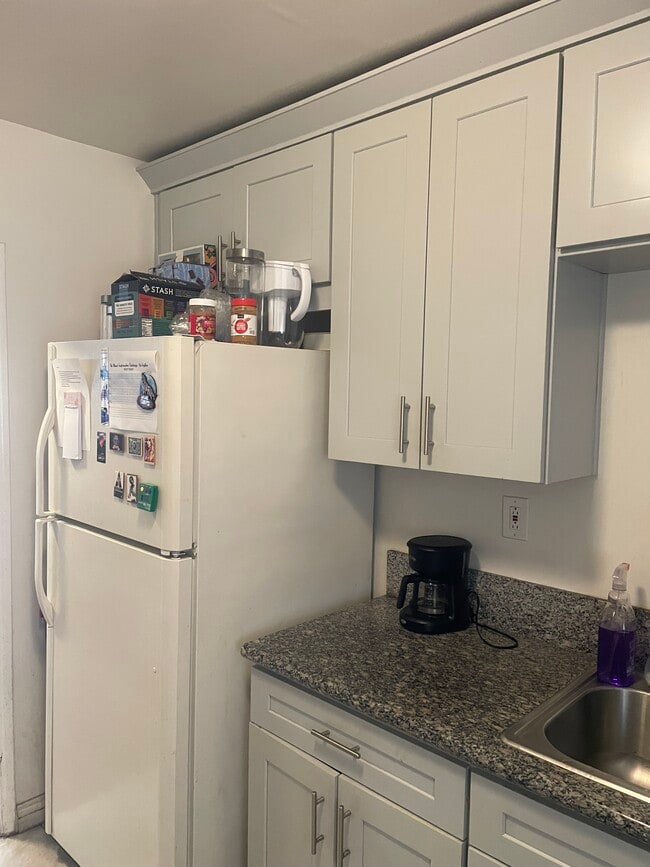 Photo - 11852 Chandler Blvd Unit 4