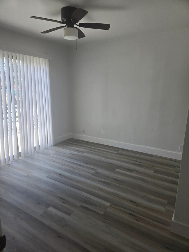 Building Photo - 6116 Melvin Ave Rental