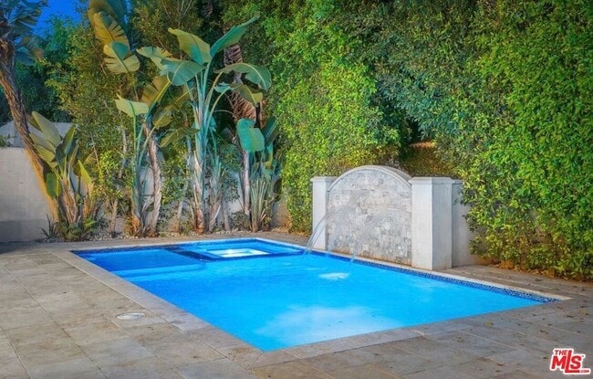 Photo - 331 Canon Dr