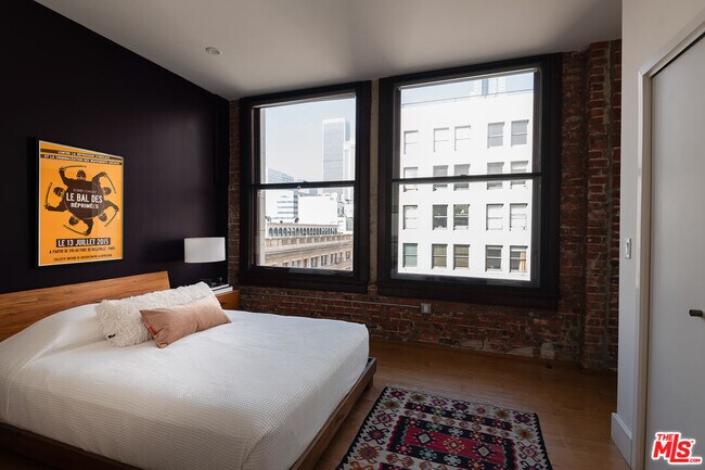 Photo - 460 S Spring St Unit 1015