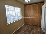 Photo - 337 E 17th St