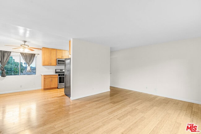 Photo - 2637 S Centinela Ave Unit 26