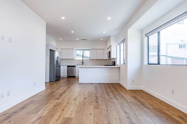 Photo - 705 Benton Wy Unit 705