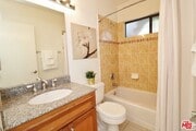Photo - 1930 N Vermont Ave Condo