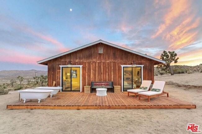 Building Photo - 5928 Chula Vista Ave