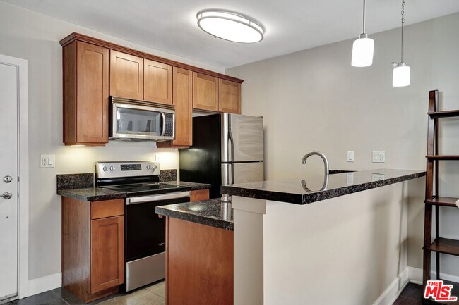 Photo - 10982 Roebling Ave Unit 326