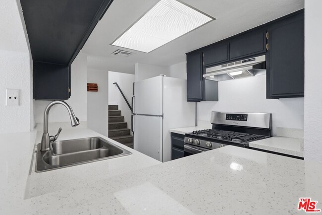 Photo - 11015 Morrison St Unit 205
