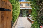 Photo - 4372 Hillview Dr