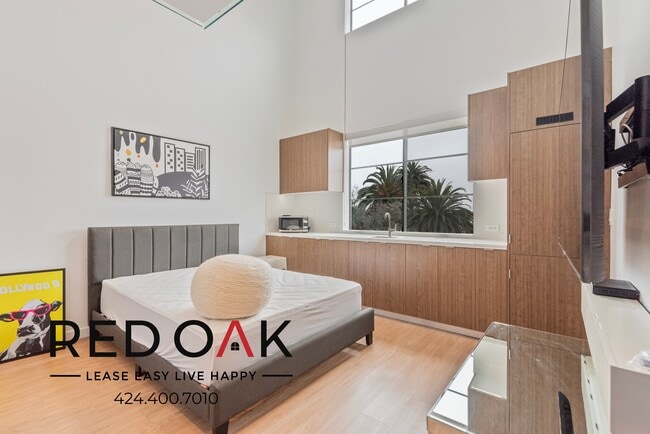 Photo - 11649 Mayfield Ave Unit 3D