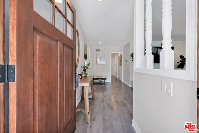 Photo - 3179 Jessica St