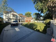Photo - 17153 Rayen St