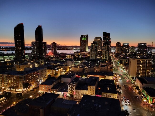 Photo - 575 Sixth Ave