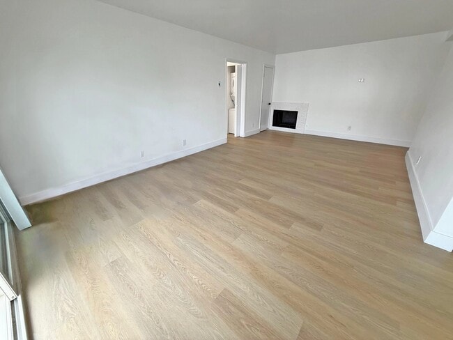 Photo - 11070 Rose Ave Unit 3