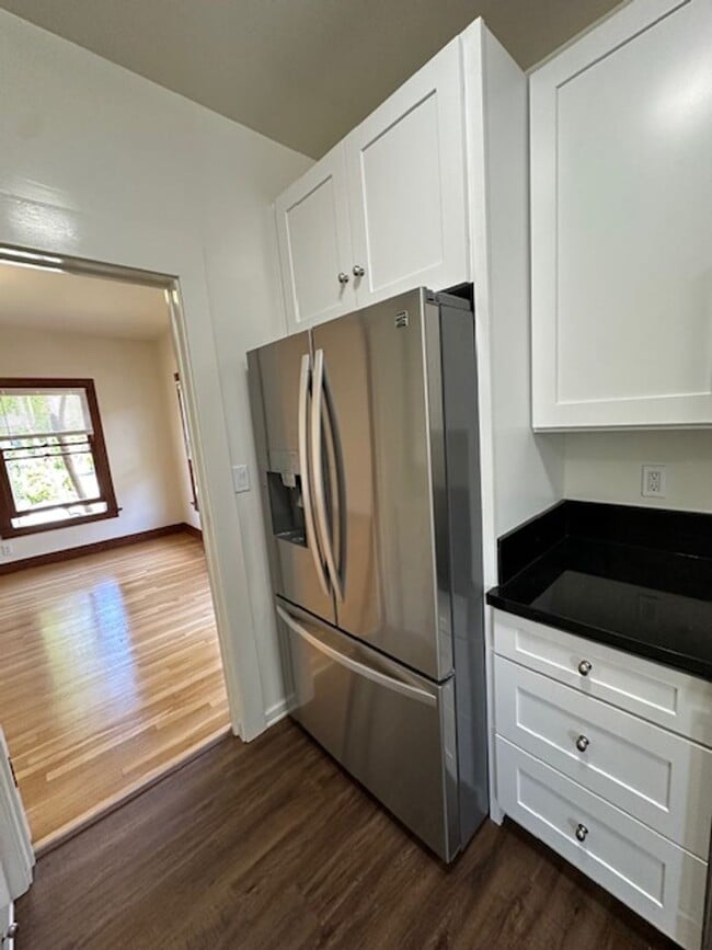 Photo - 1409 Lyndon St Unit 1409