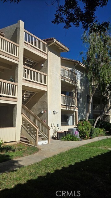 Photo - 5805 Oak Bend Ln Unit 204