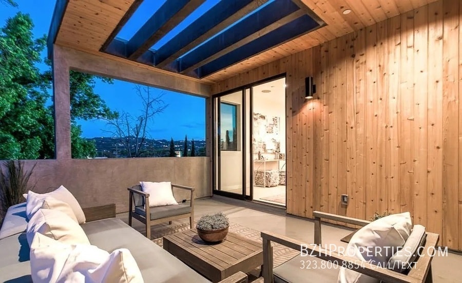 Photo - 4429 Tujunga Ave