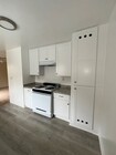 Kitchen - Torrance Courtyard Apartments