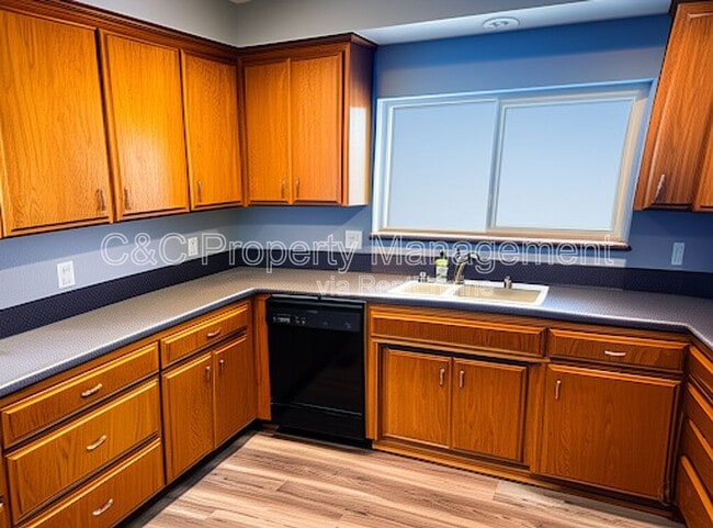 Photo - 909 Richland Rd