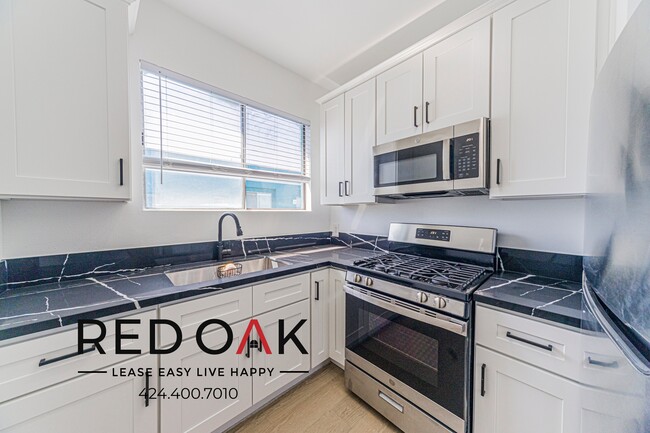 Photo - 6075 Franklin Ave Unit 348