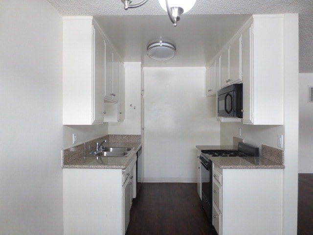 Photo - 447 W Elk Ave Unit 9