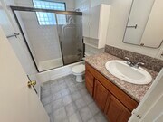 Photo - 555 N Ardmore Ave Unit 3