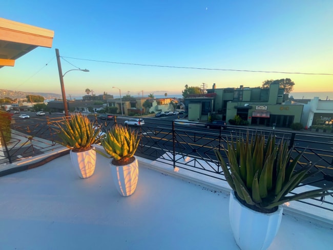 Photo - 1220 N Coast Hwy