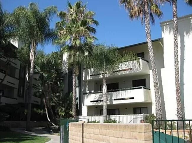 Building Photo - 5885 El Cajon Blvd Rental