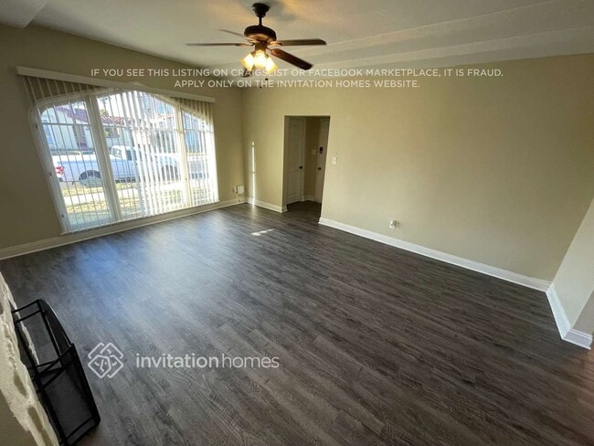 Photo - 1240 W 82nd St