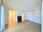 Photo - 533 E Port Hueneme Rd