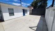 Photo - 1120 W 87th St Apartments