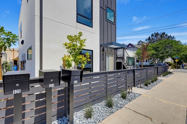 Photo - 426-426 Arbor Dr Unit 424-Lower