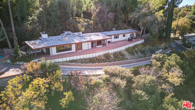 Photo - 4520 Gable Dr