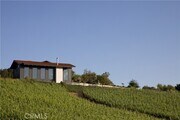 Photo - 2575 Park St