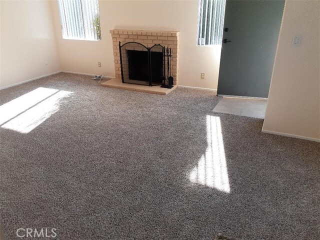 Photo - 15414 Larch Ave