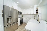 Photo - 25671 Le Parc Unit 1