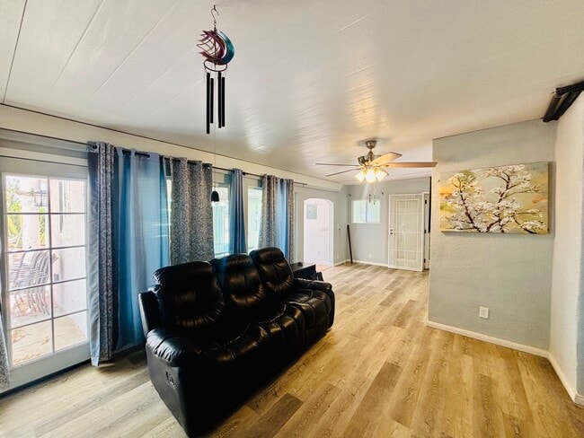 Photo - 318 Sugar Loaf Dr Unit 3