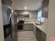 Photo - 102 Gaviota Ave Unit 112